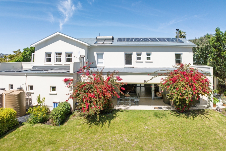 4 Bedroom Property for Sale in Leisure Isle Western Cape